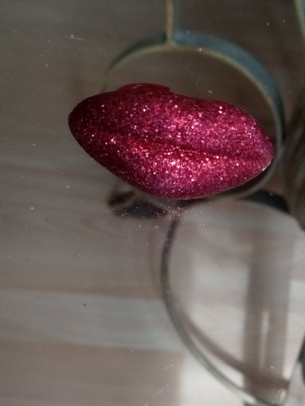 $5>>Glitter Lip Color — Sparkling Deep Berry Pink Ring